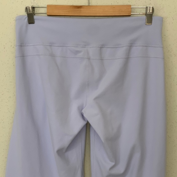 Lululemon Clam Digger II Relaxed Fit Crop Pants Light Lavender Size 8 - Picture 11 of 13